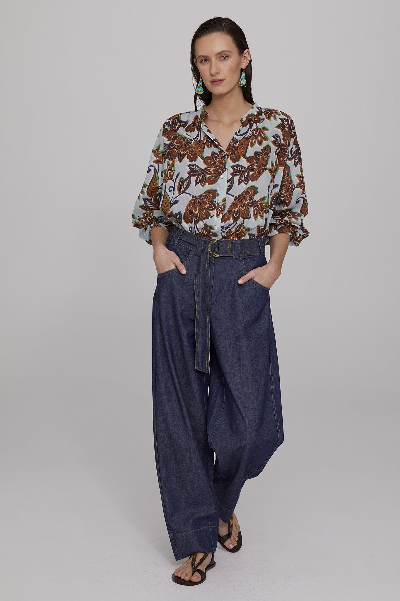 Washed Denim Barrel Leg Jean