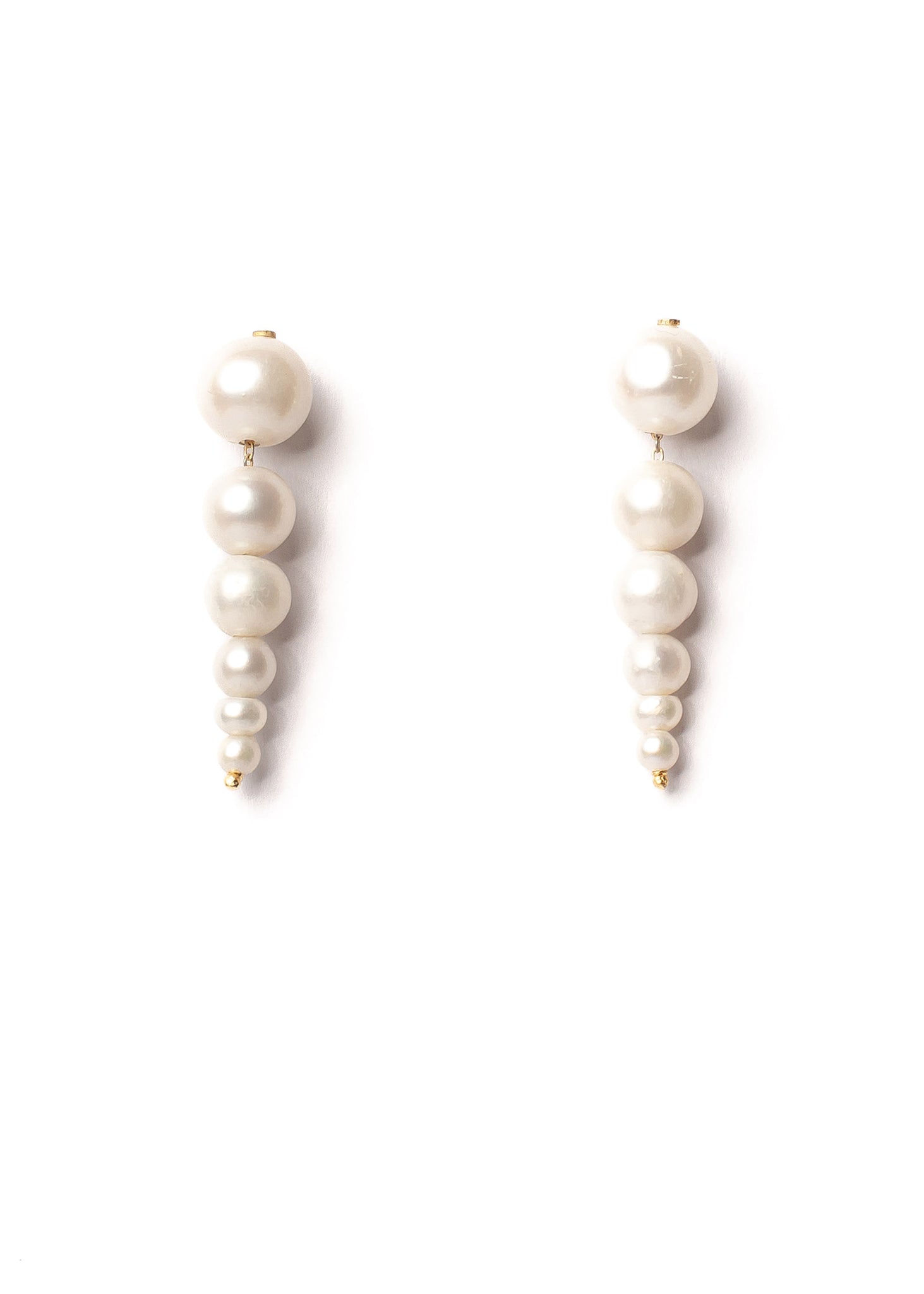 Graduated Freshwater Pearl Earrings