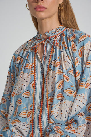 メディア 4